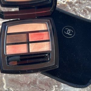 Chanel Les Beiges Healthy Glow Natural Eyeshadow Palette “Warm”